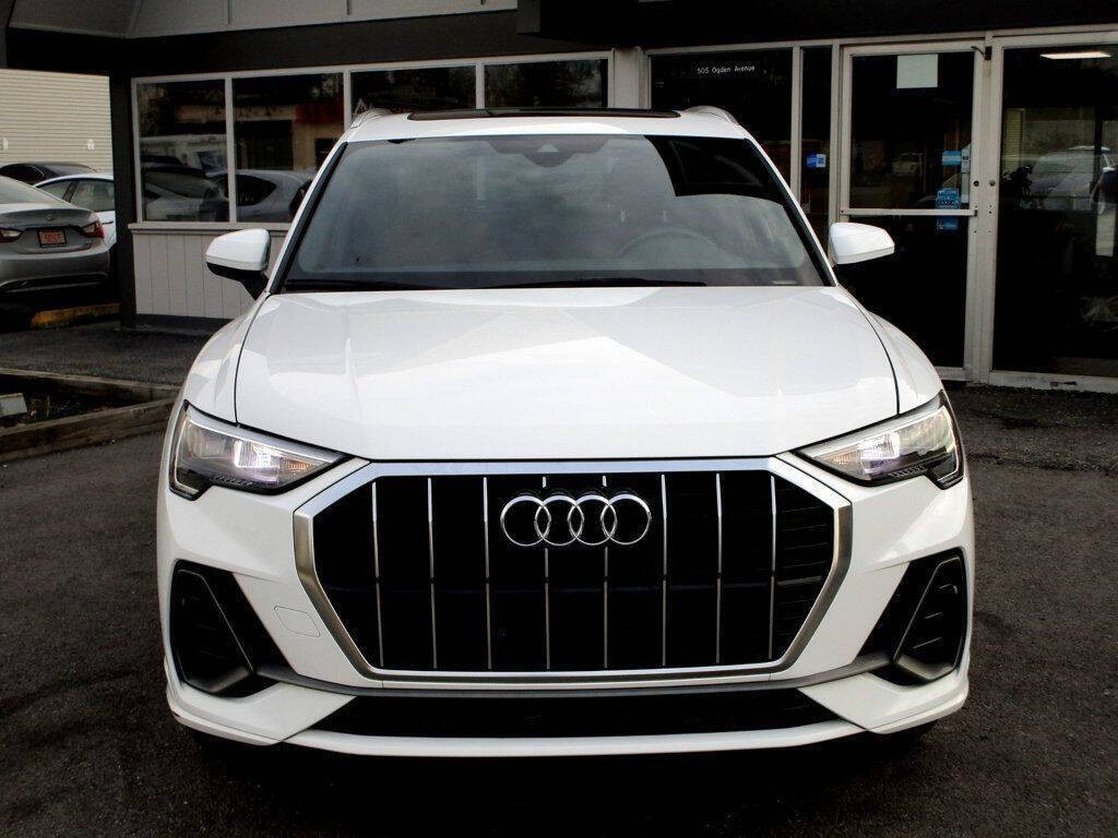 2021 Audi Q3 Image 6