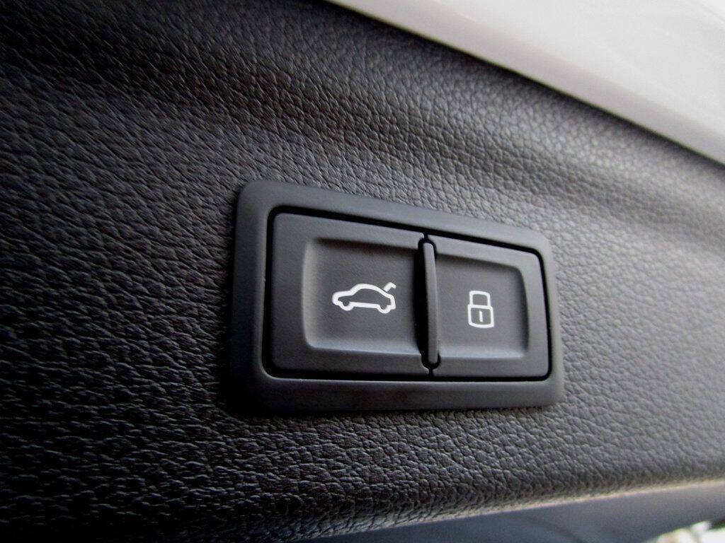 2021 Audi Q3 Image 33