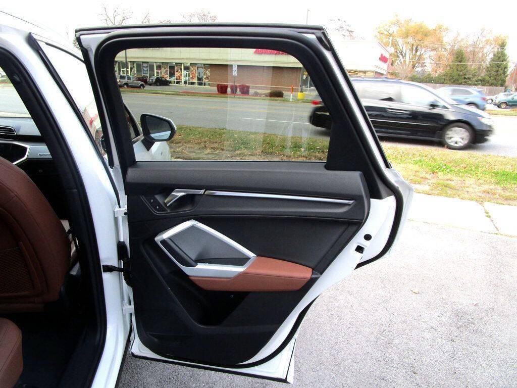 2021 Audi Q3 Image 35