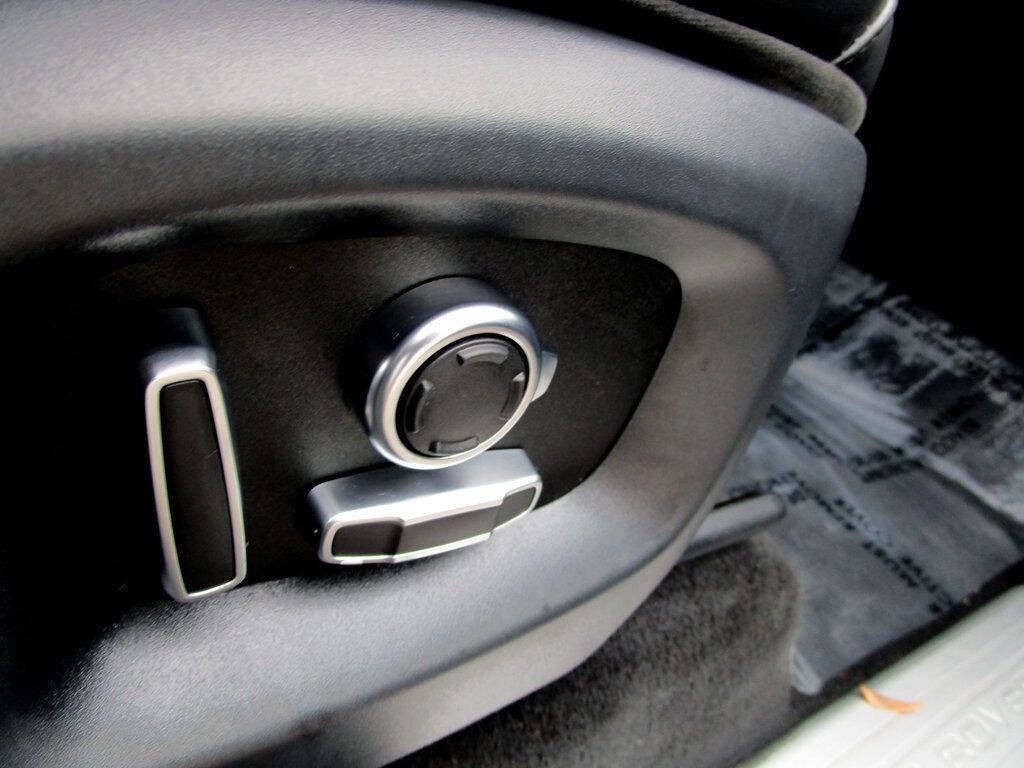 2016 Land Rover Range Rover Sport Image 30