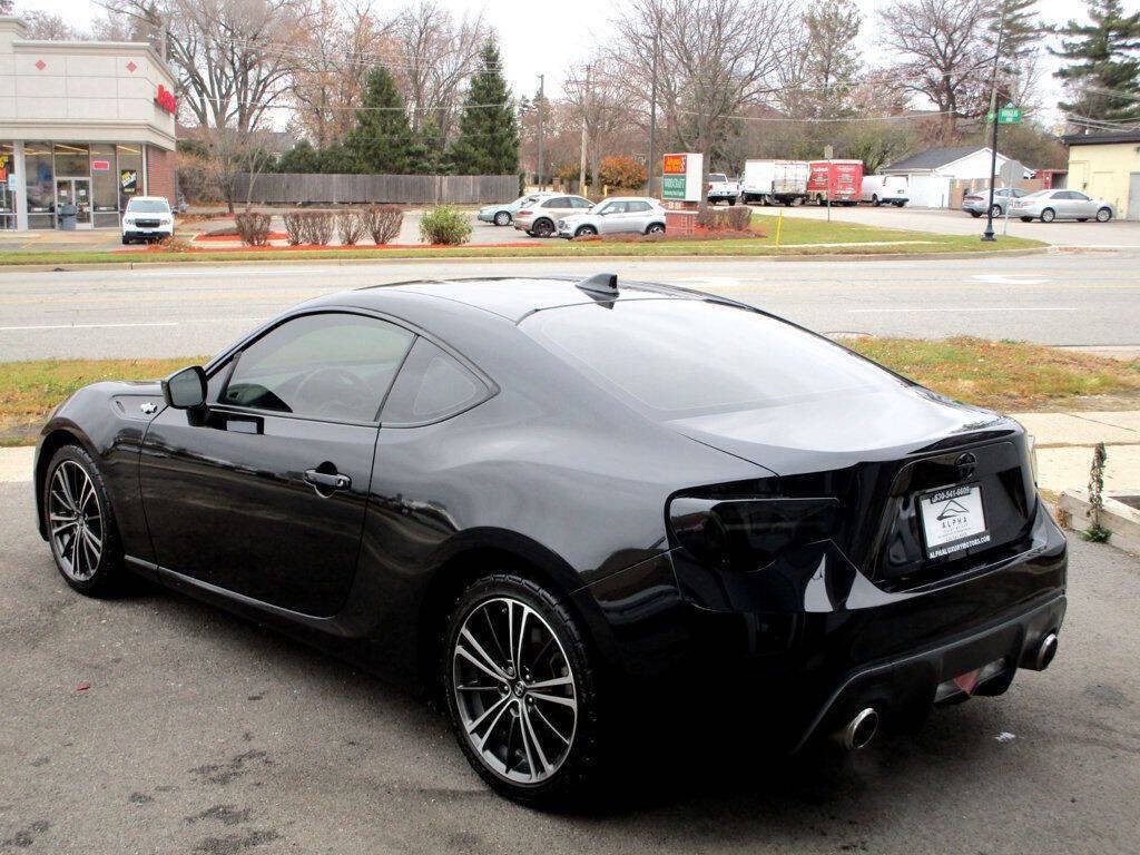 2016 Scion FR-S Image 10