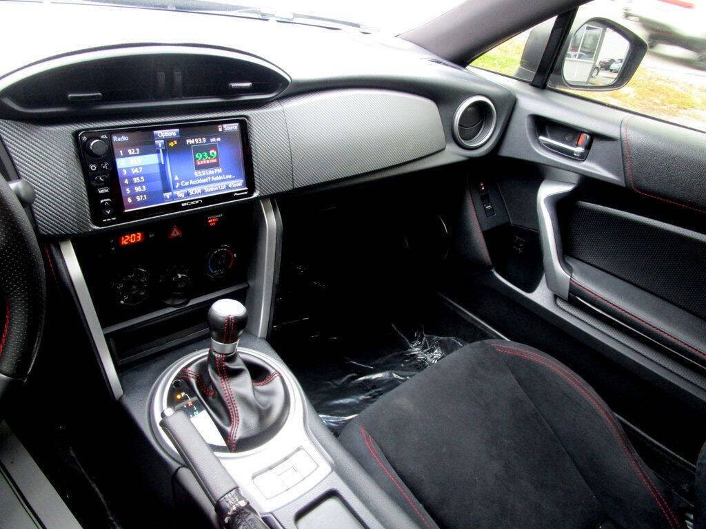 2016 Scion FR-S Image 19