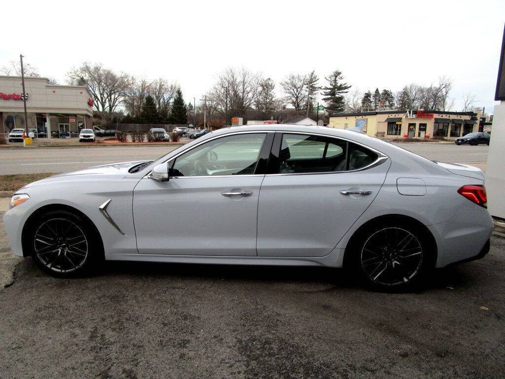 2019 Genesis G70 Image 12