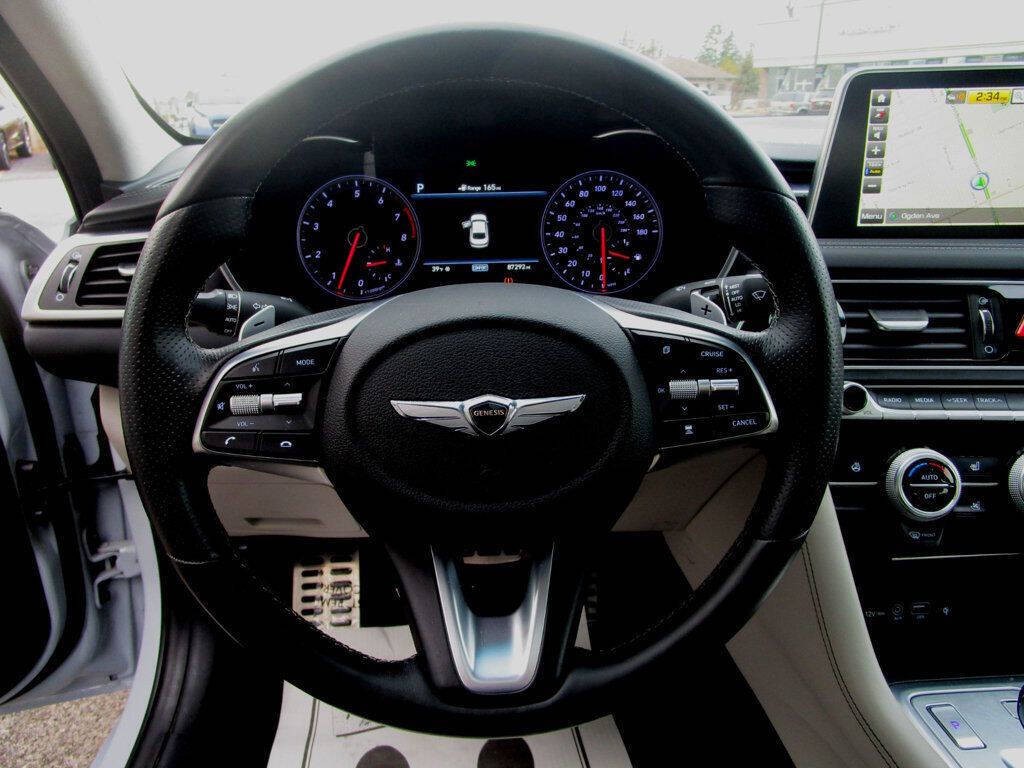2019 Genesis G70 Image 19