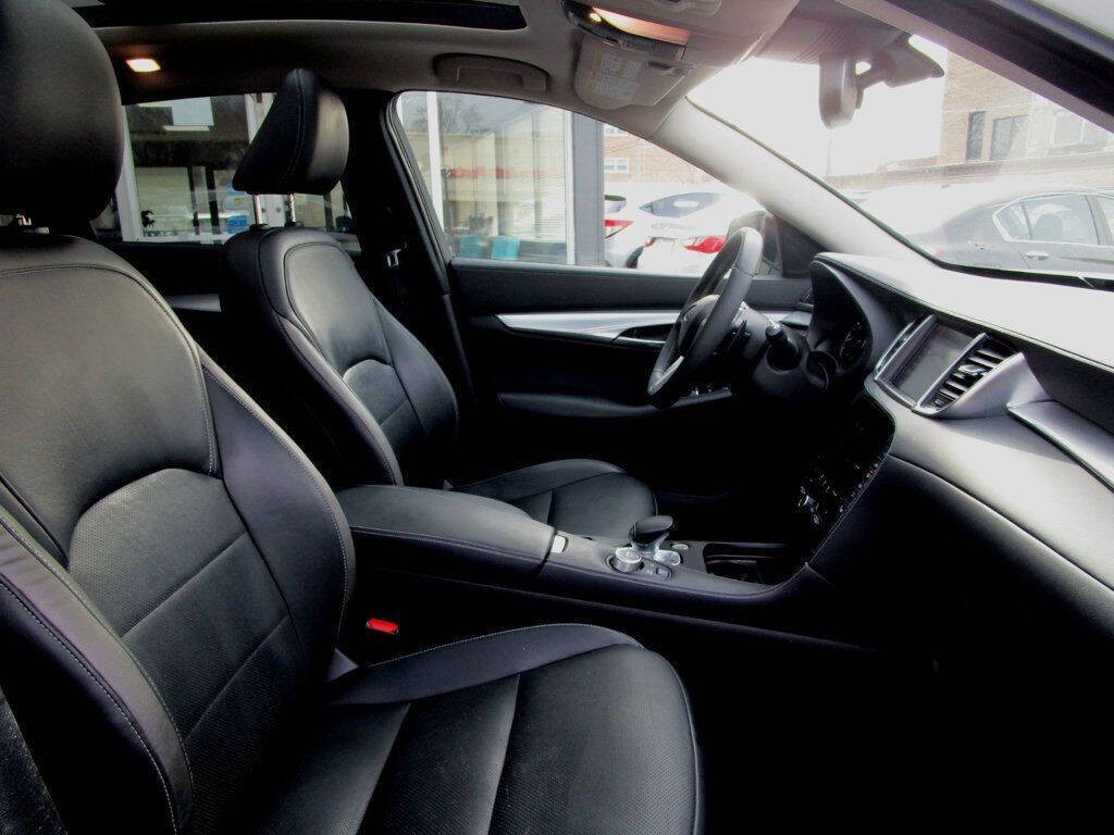 2019 INFINITI QX50 Image 15