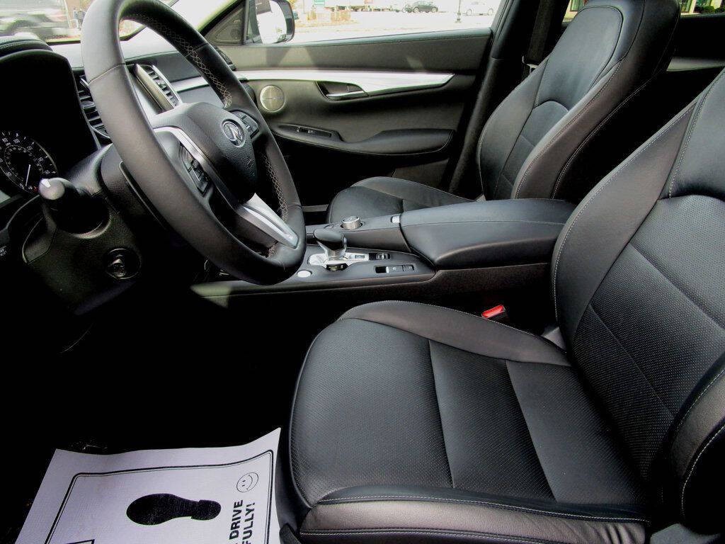 2019 INFINITI QX50 Image 18