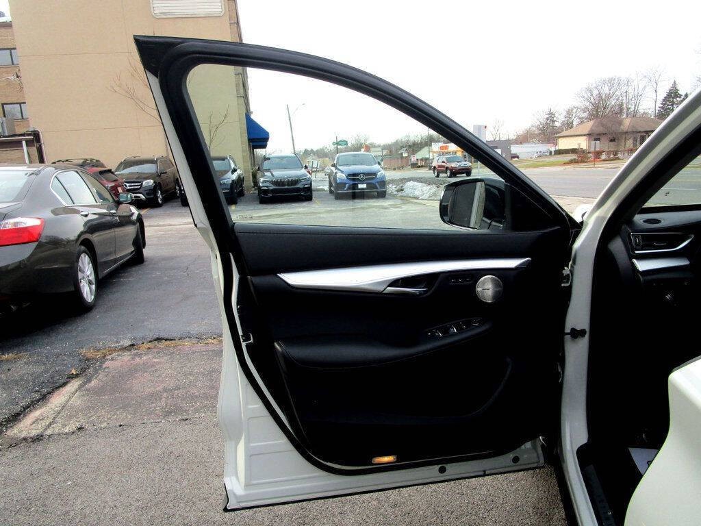 2019 INFINITI QX50 Image 31