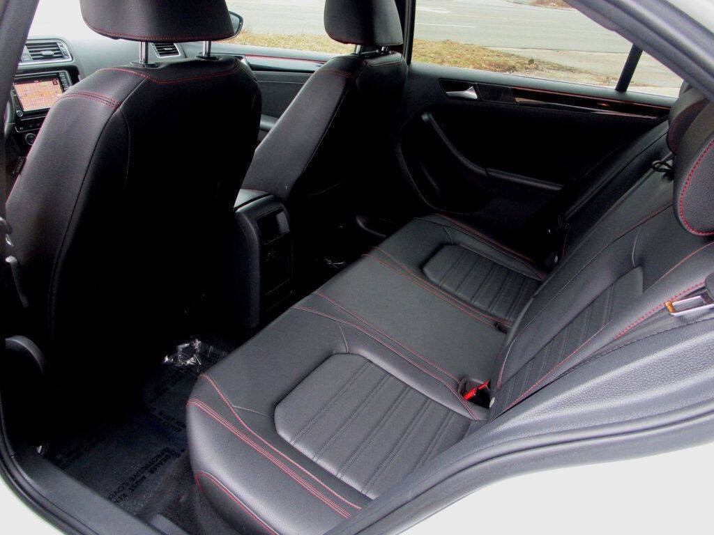 2018 Volkswagen Jetta Image 18