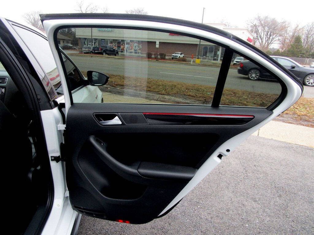 2018 Volkswagen Jetta Image 33