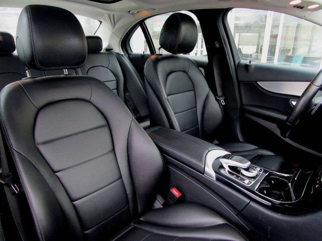 2015 Mercedes-Benz C-Class Image 15