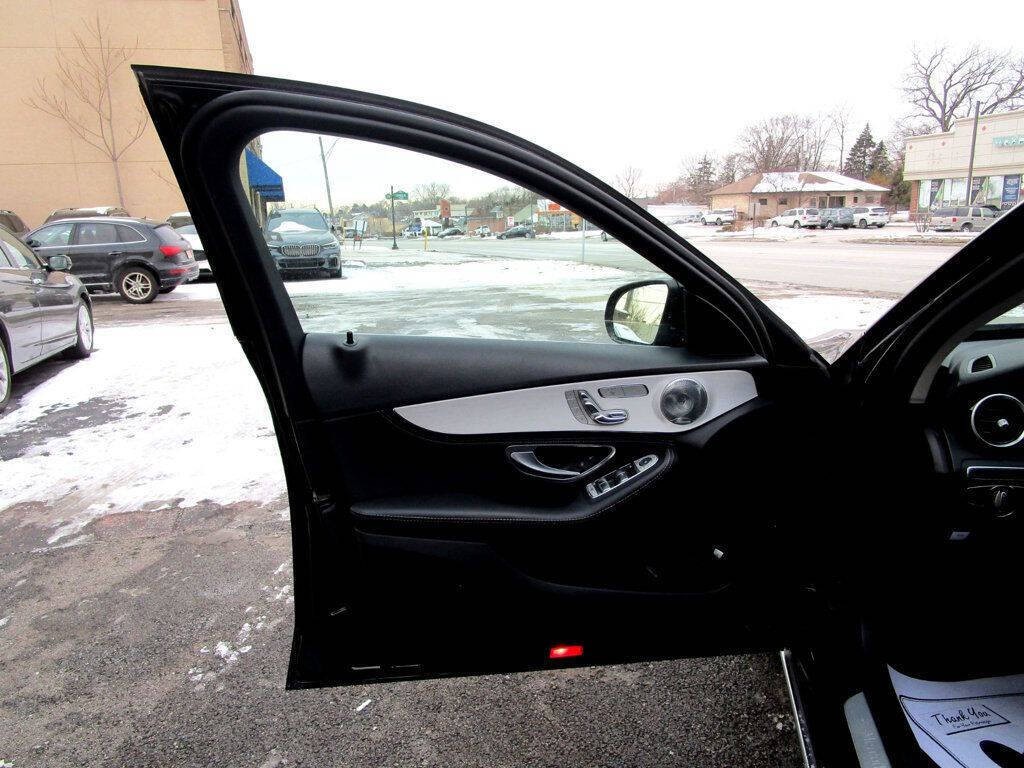 2015 Mercedes-Benz C-Class Image 29