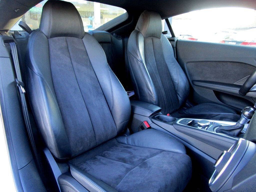 2016 Audi TT Image 16