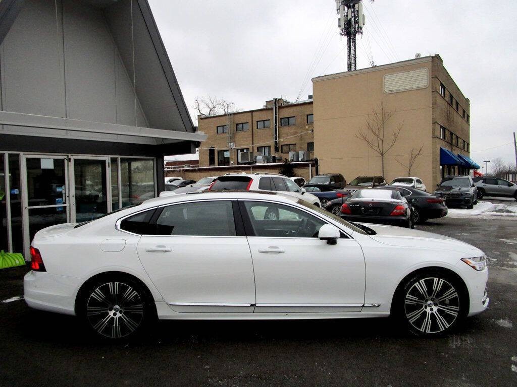 2023 Volvo S90 Image 11