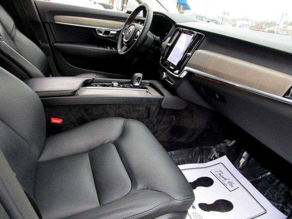 2023 Volvo S90 Image 14