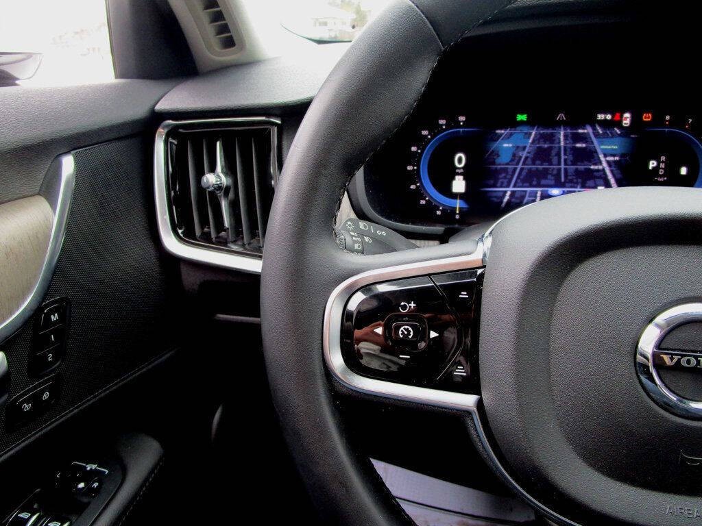 2023 Volvo S90 Image 21