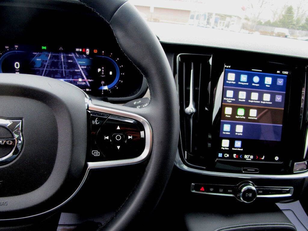 2023 Volvo S90 Image 22