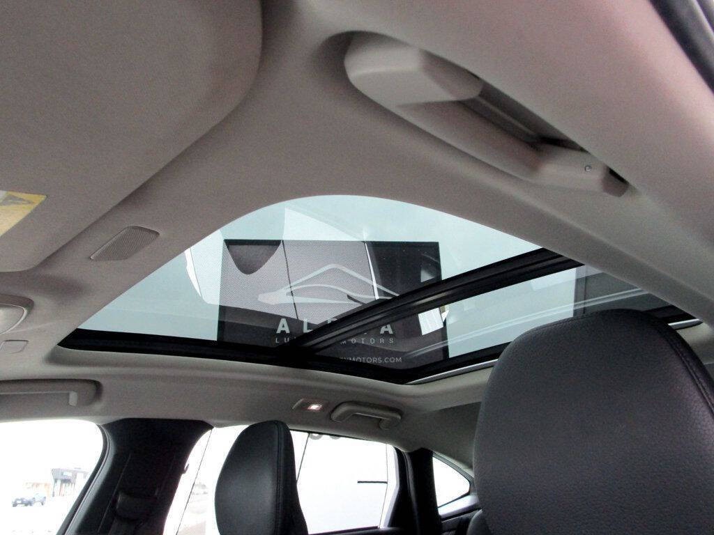 2023 Volvo S90 Image 32