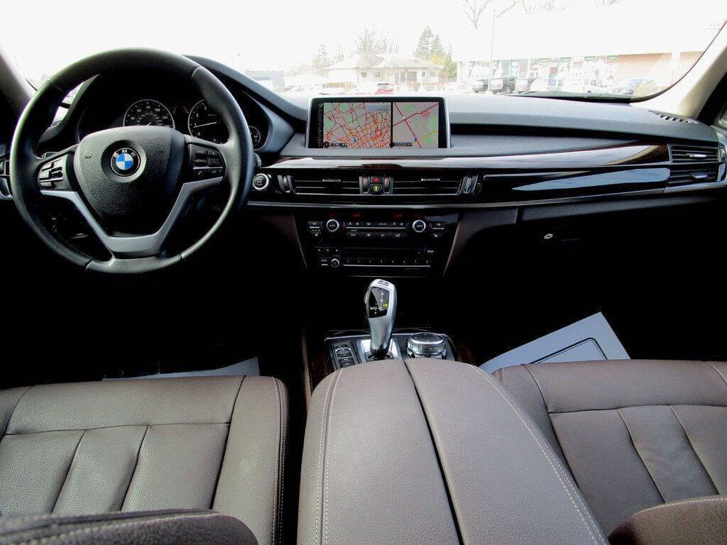 2016 BMW X5 Image 2