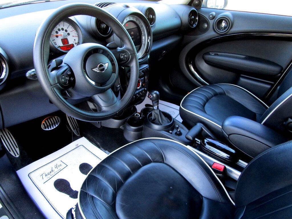 2014 MINI Countryman Image 11