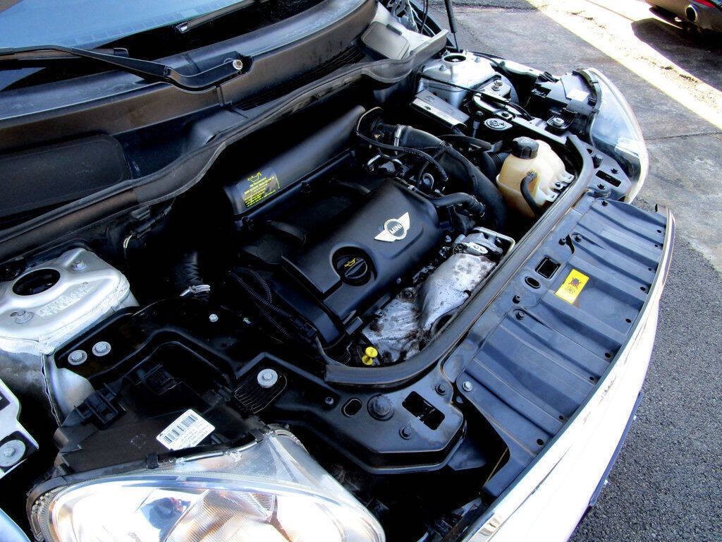 2014 MINI Countryman Image 33