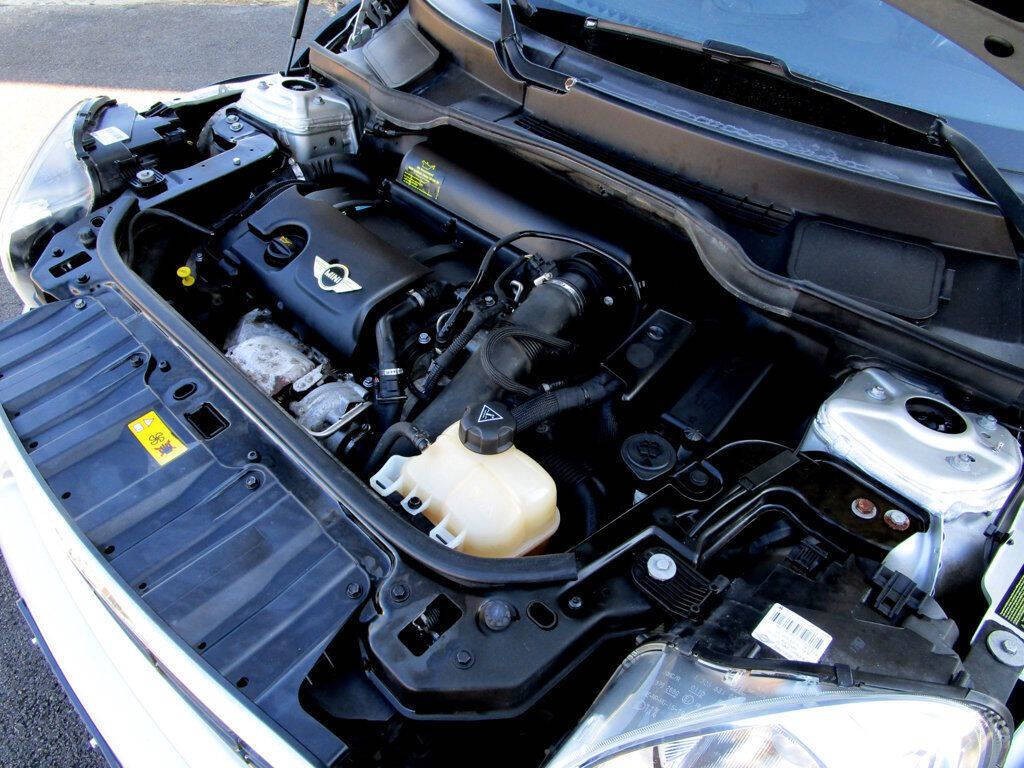 2014 MINI Countryman Image 34