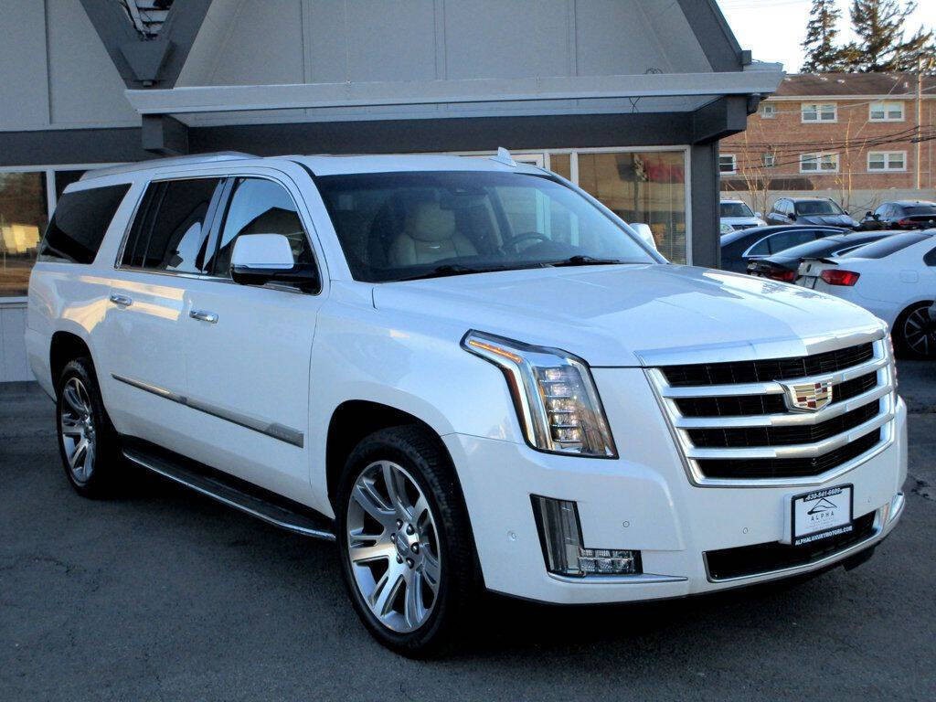 2017 Cadillac Escalade Image 7