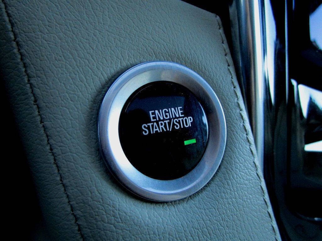 2017 Cadillac Escalade Image 29