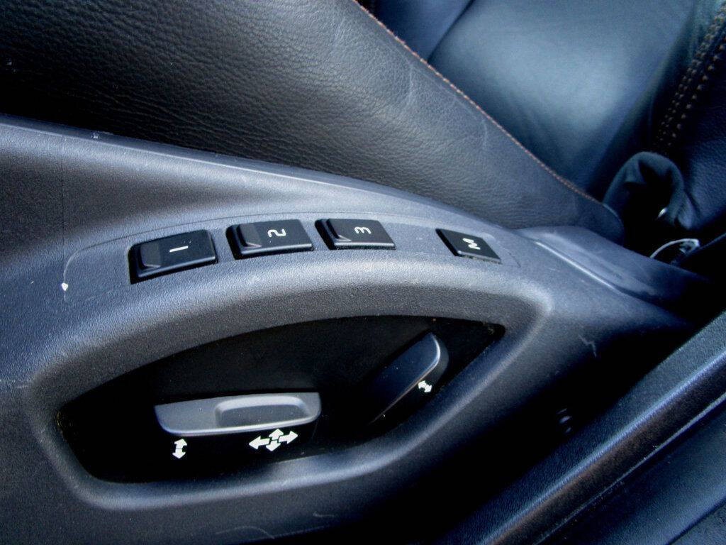 2015 Volvo V60 Image 28