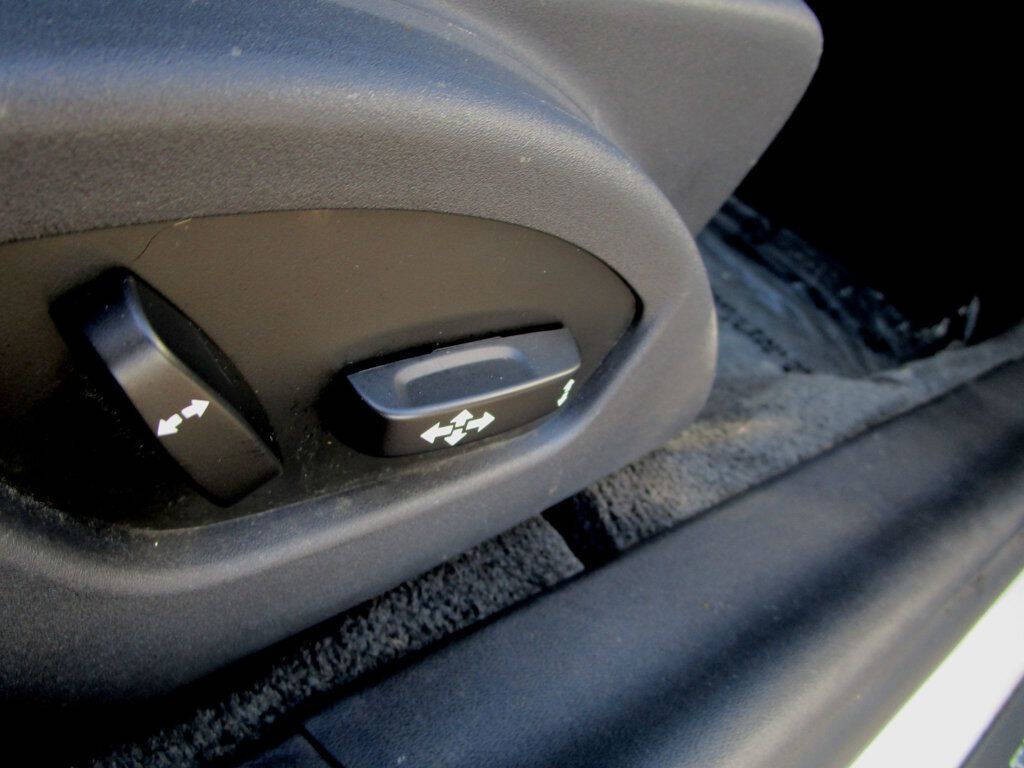 2015 Volvo V60 Image 29