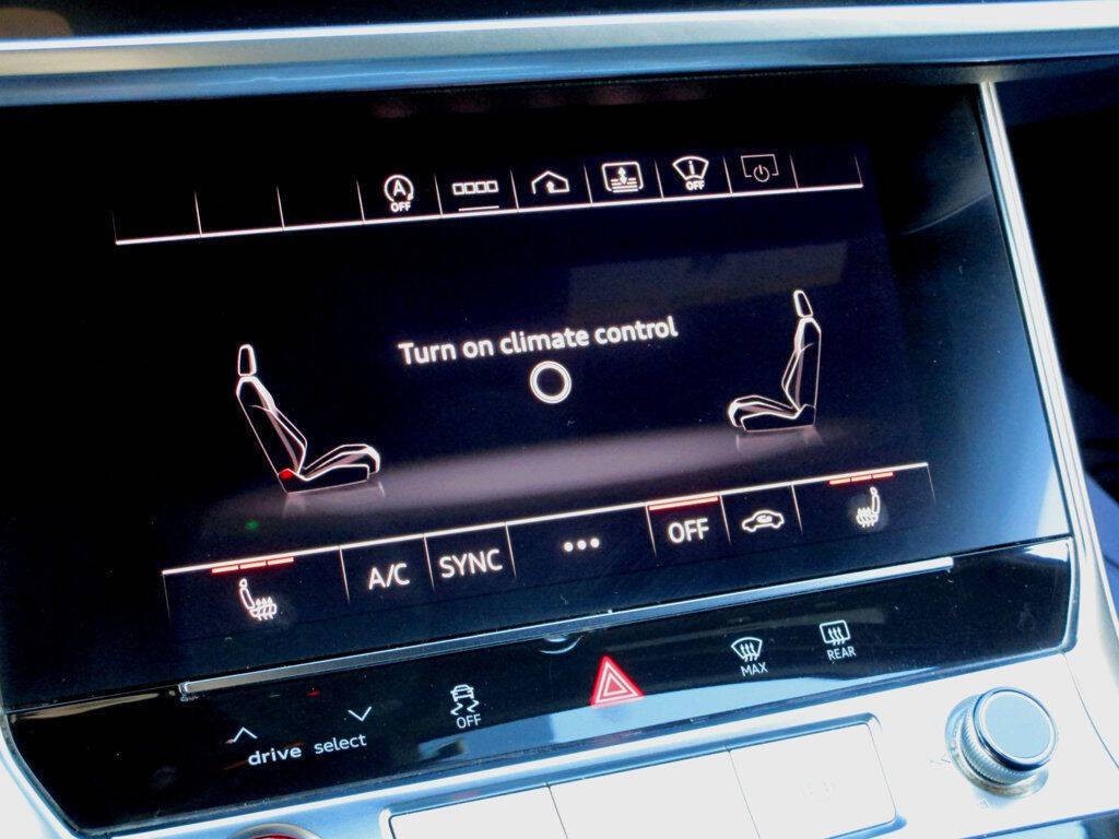 2021 Audi S6 Image 25