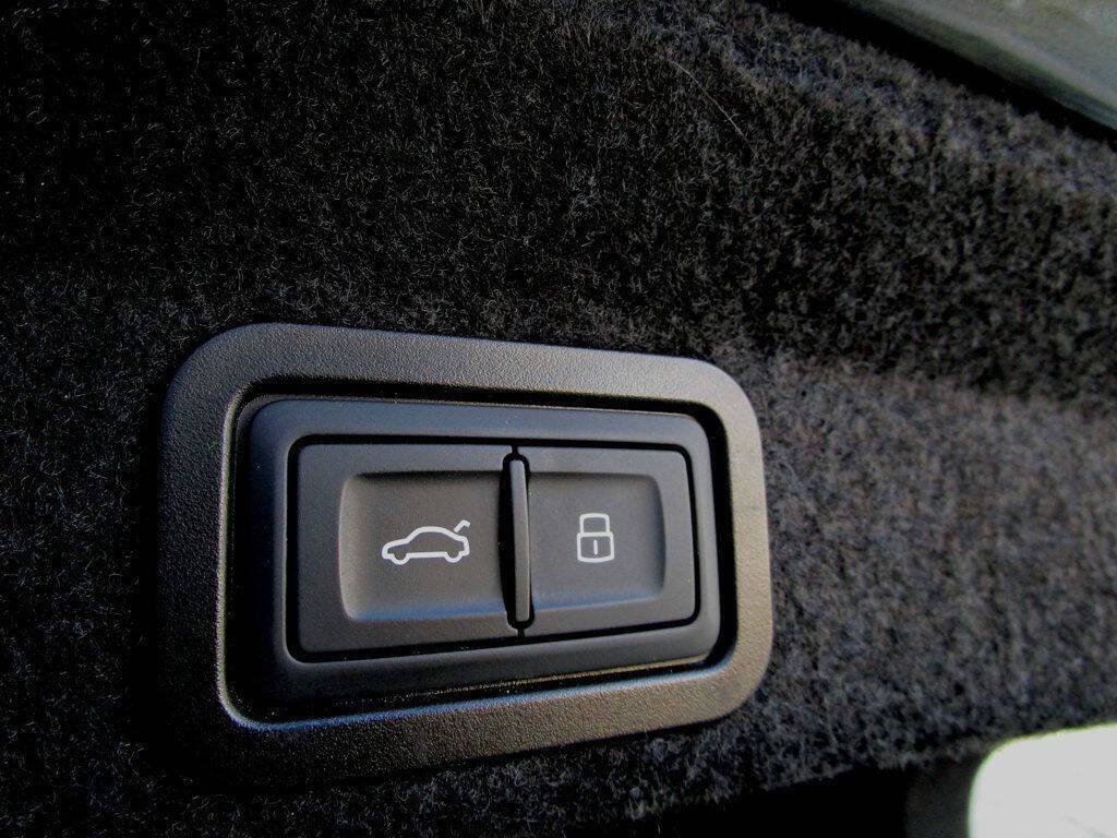 2021 Audi S6 Image 34