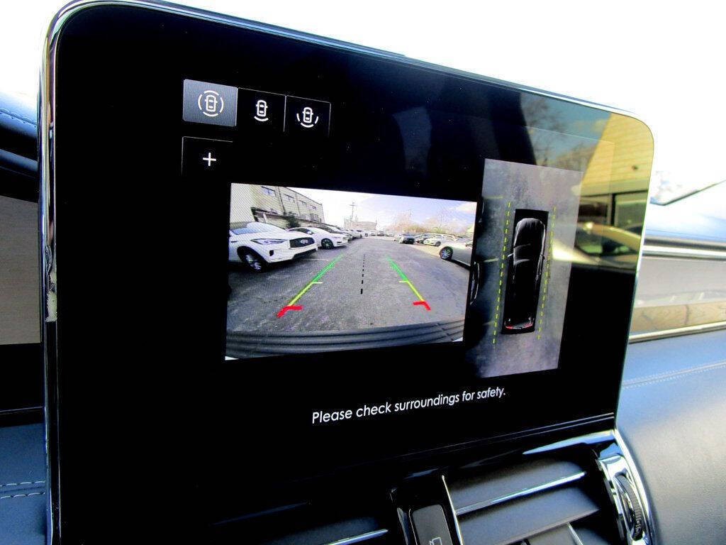 2021 Lincoln Navigator Image 4