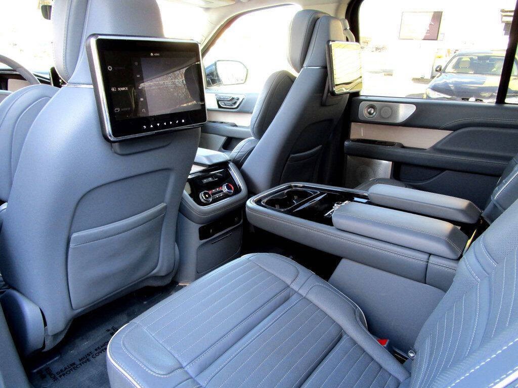 2021 Lincoln Navigator Image 19