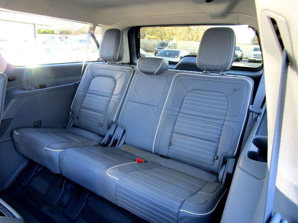 2021 Lincoln Navigator Image 21