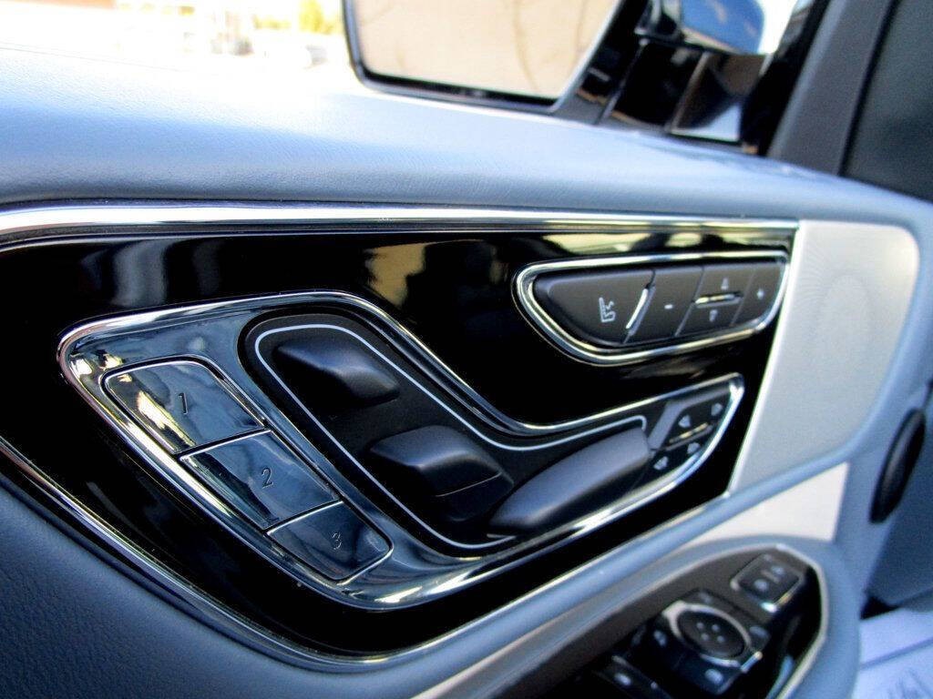 2021 Lincoln Navigator Image 39