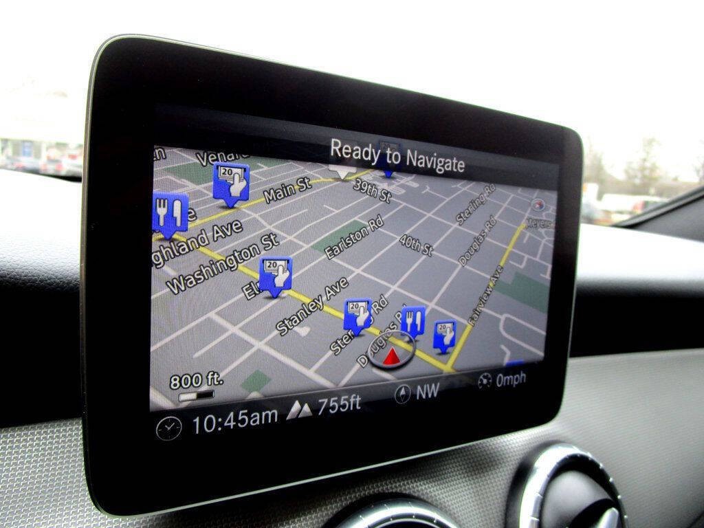 2019 Mercedes-Benz CLA-Class Image 3