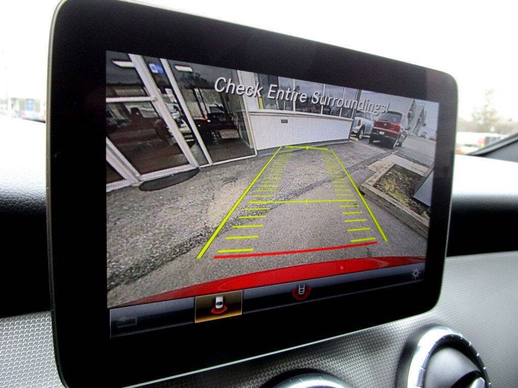 2019 Mercedes-Benz CLA-Class Image 4