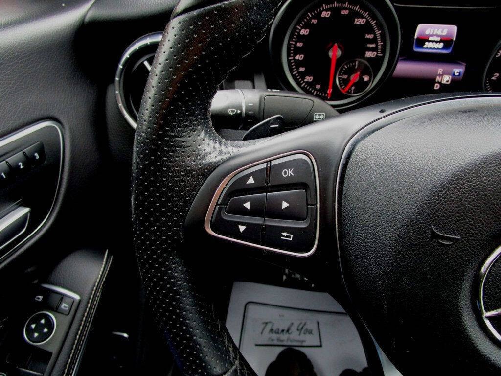 2019 Mercedes-Benz CLA-Class Image 21