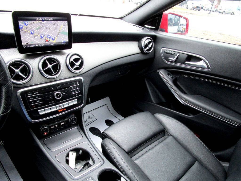 2019 Mercedes-Benz CLA-Class Image 23