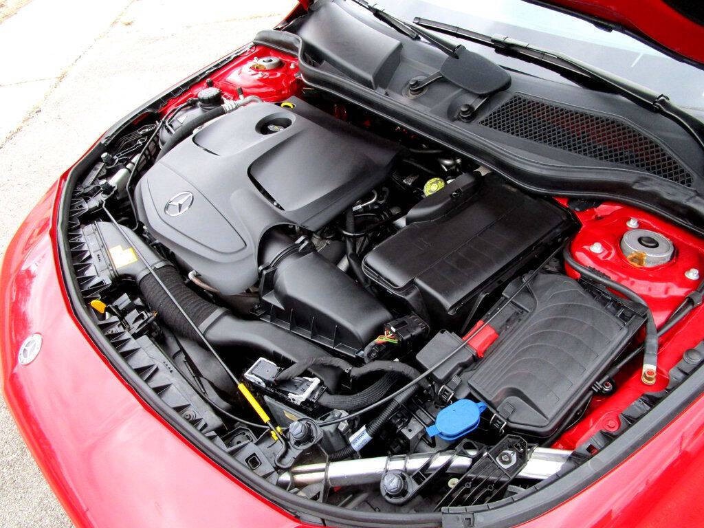 2019 Mercedes-Benz CLA-Class Image 35