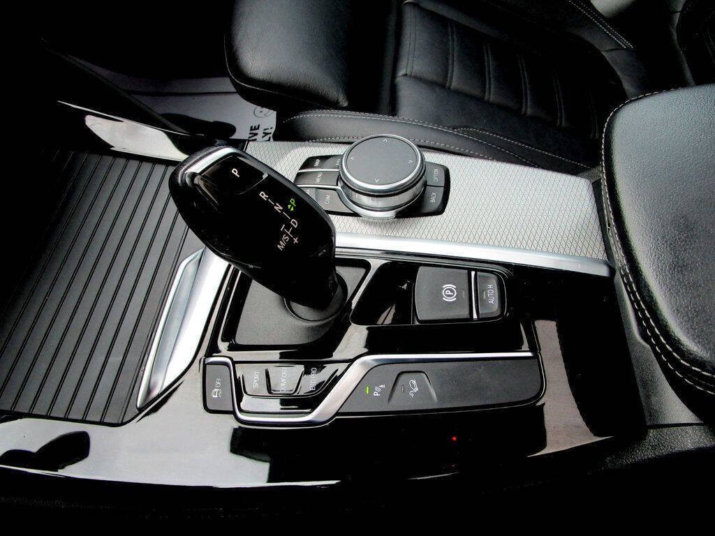 2019 BMW X4 Image 24