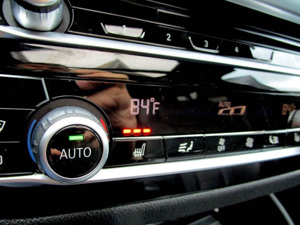 2019 BMW X4 Image 25