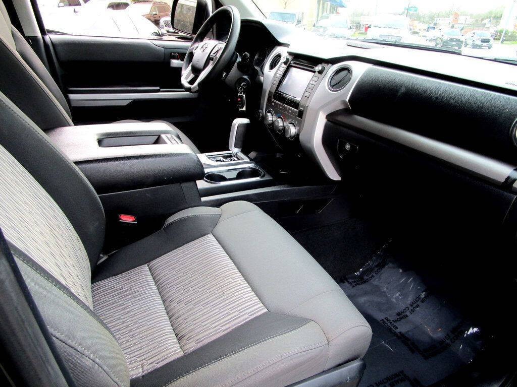 2015 Toyota Tundra Image 13