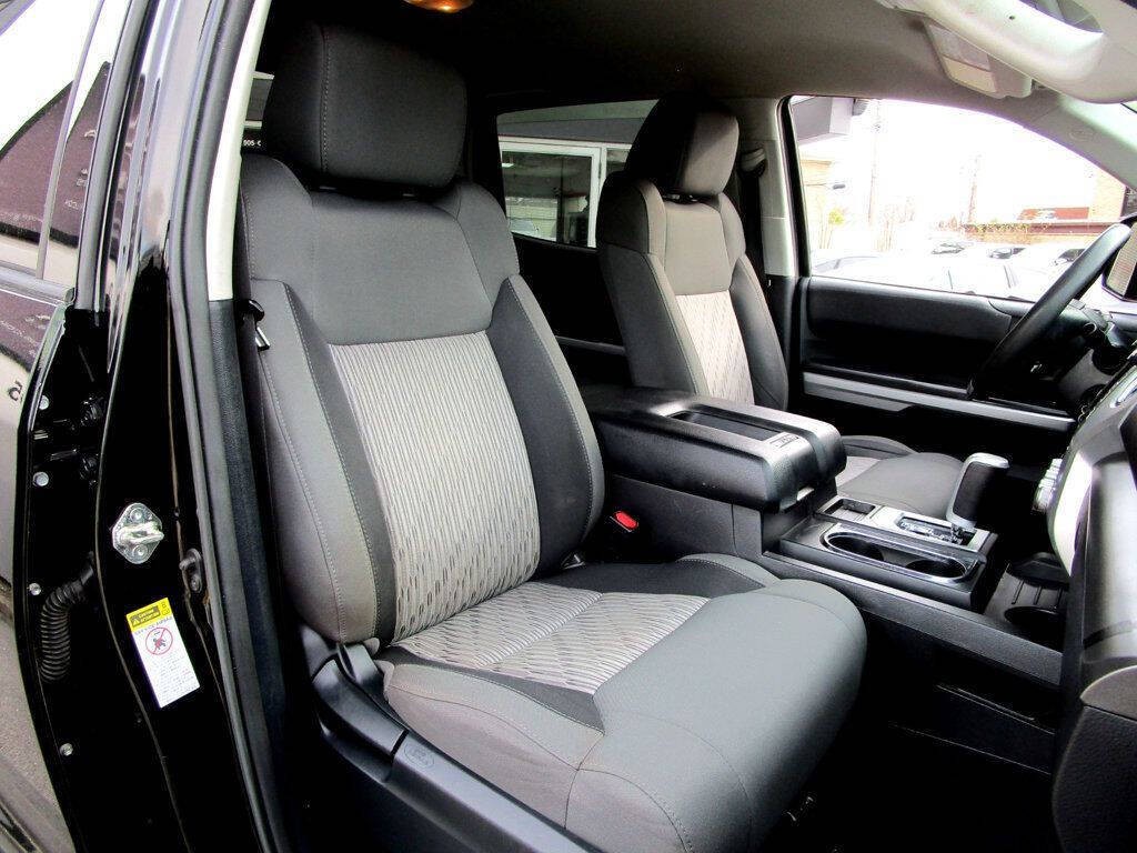 2015 Toyota Tundra Image 15