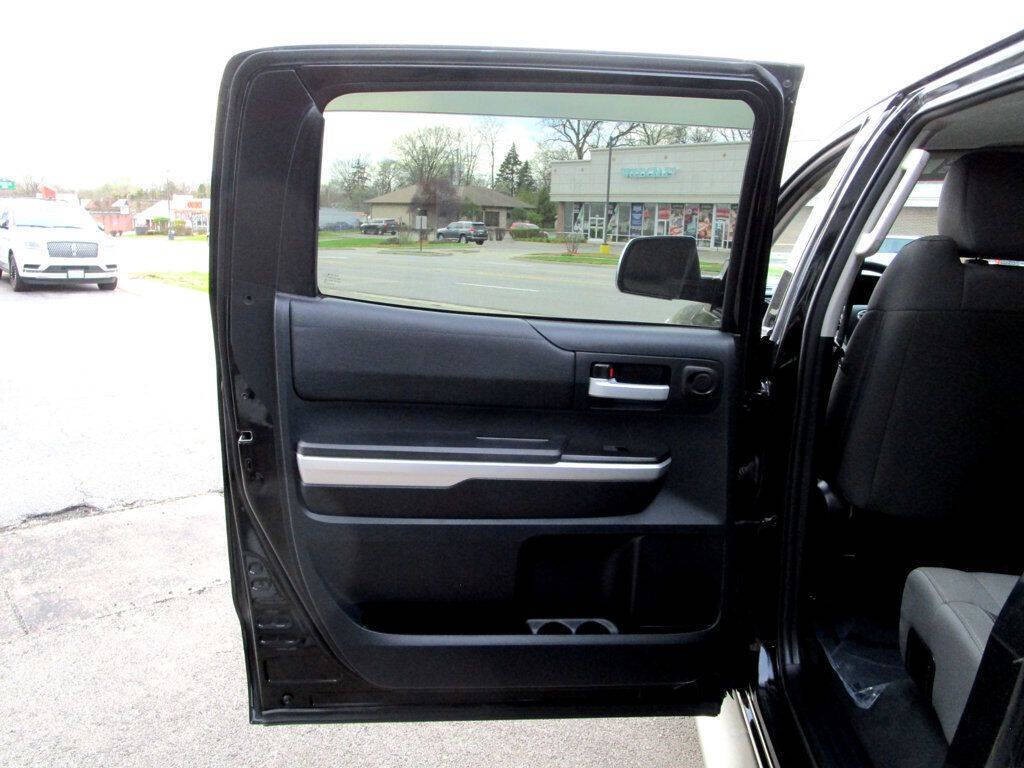 2015 Toyota Tundra Image 33