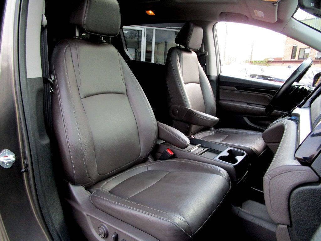 2022 Honda Odyssey Image 16