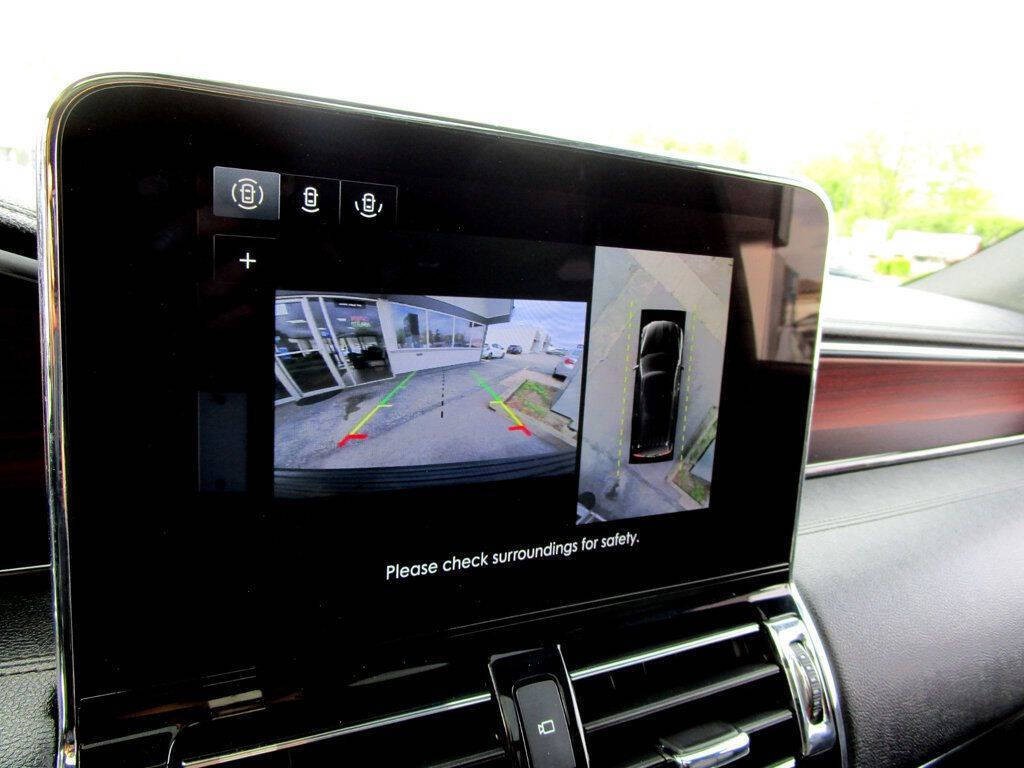 2021 Lincoln Navigator Image 4
