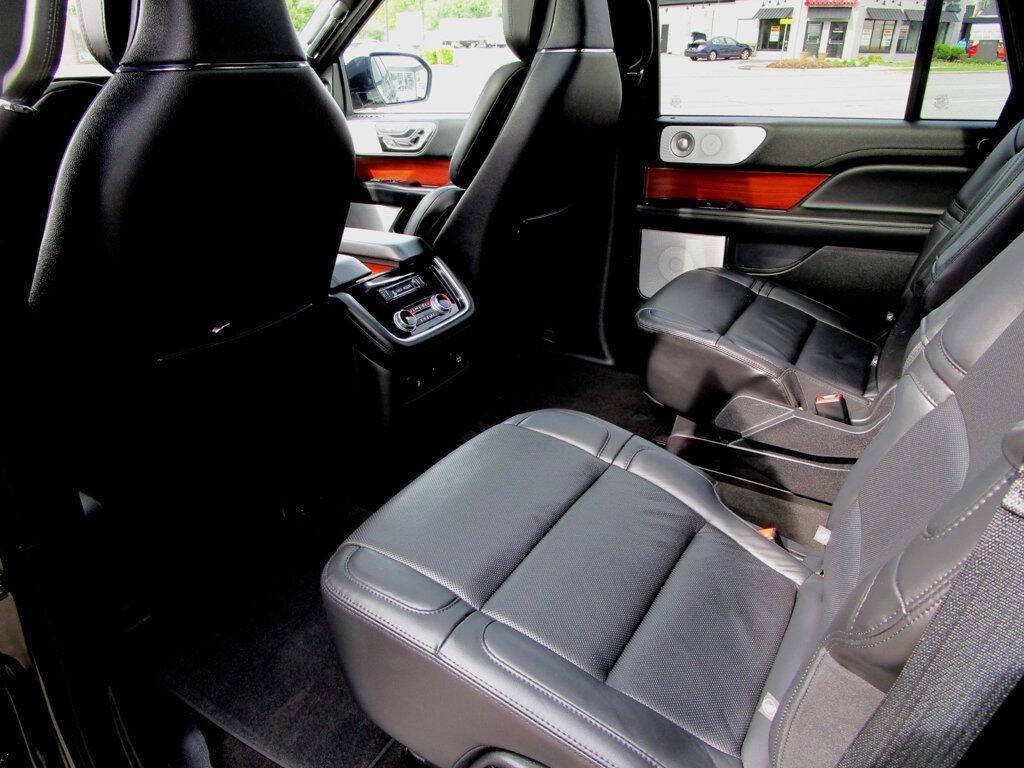 2021 Lincoln Navigator Image 18