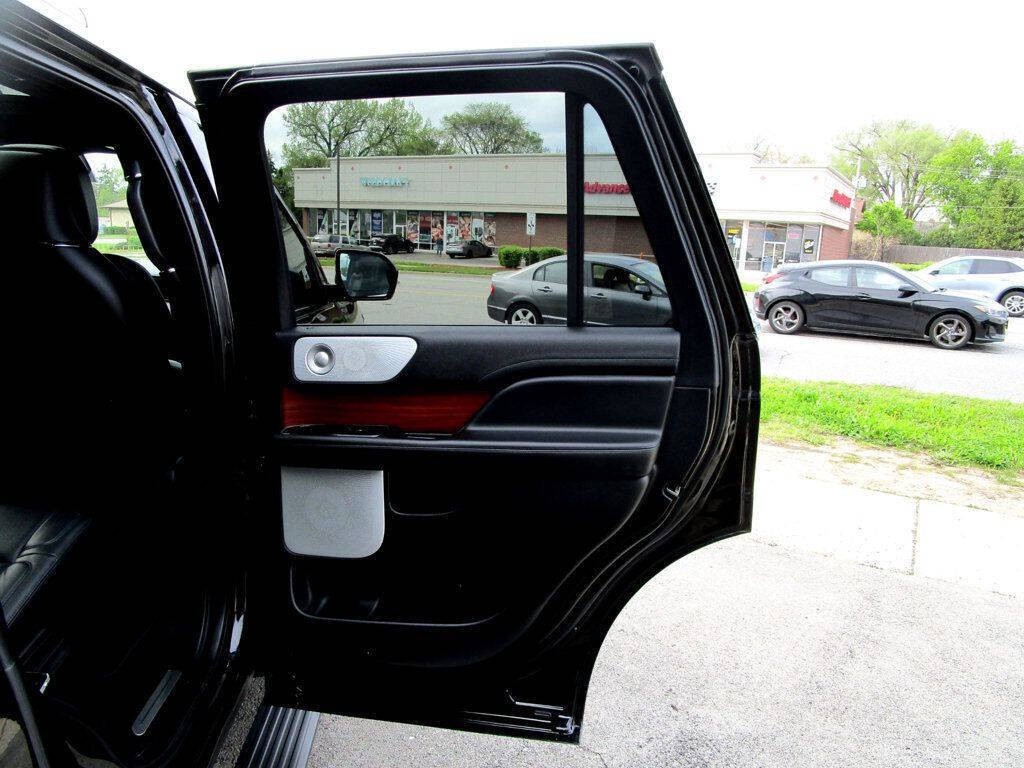 2021 Lincoln Navigator Image 49