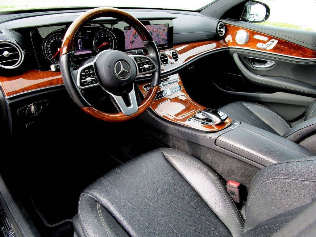 2019 Mercedes-Benz E-Class Image 13